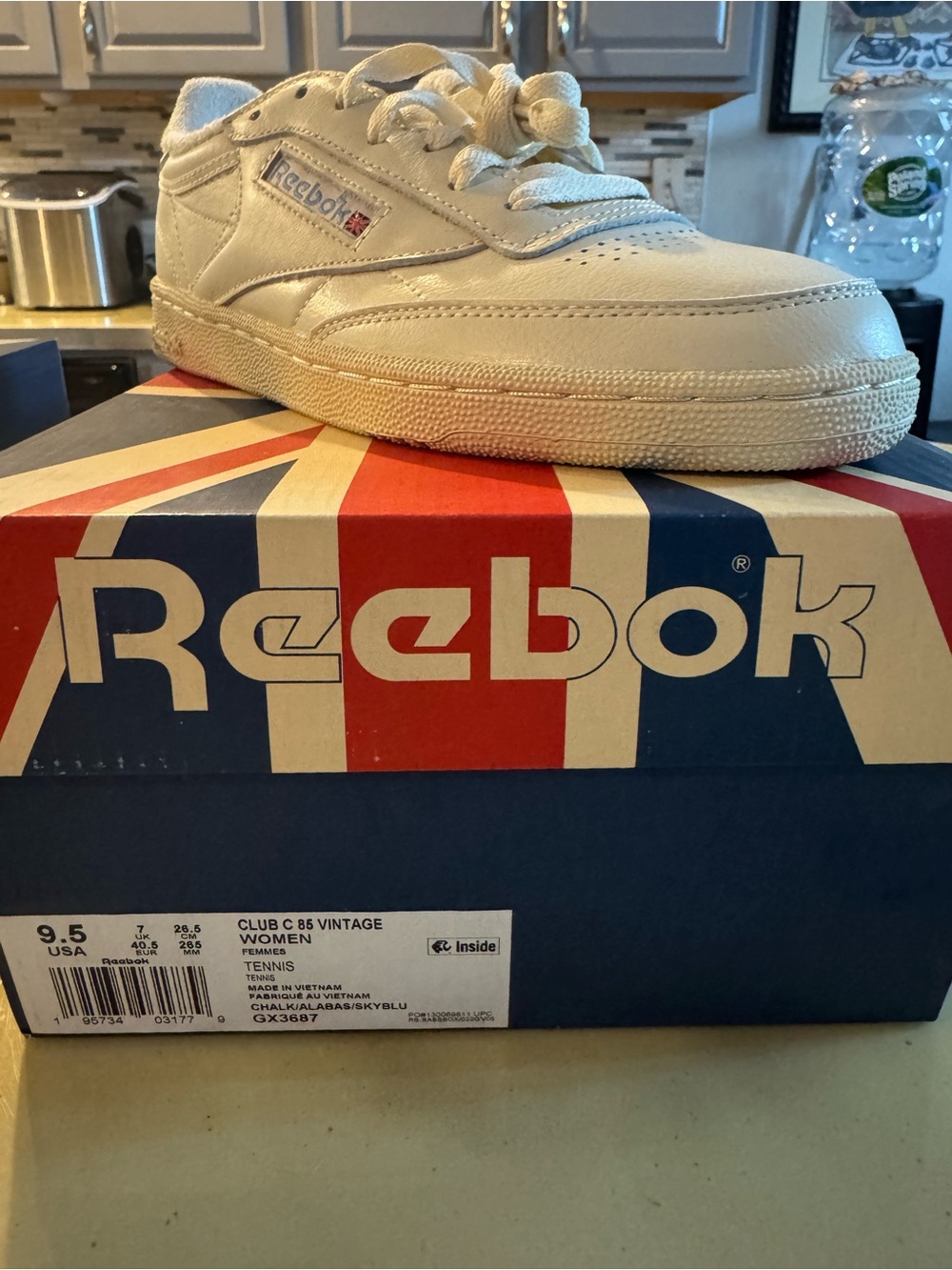 Women’s Vintage Reebok Classic